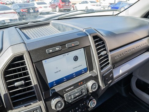 Used 2020 Ford F250 XL w/ STX Appearance Package image 27