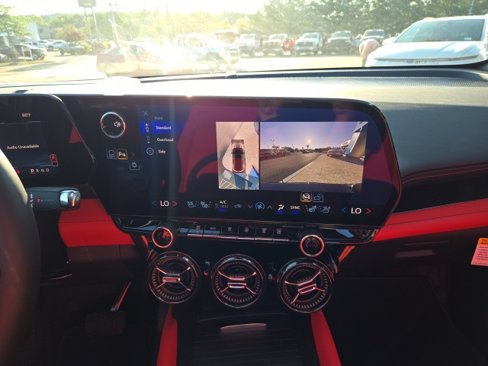 New 2025 Chevrolet Blazer EV SS image 25