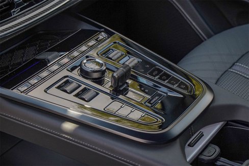 New 2025 Aston Martin DBX 707 image 26