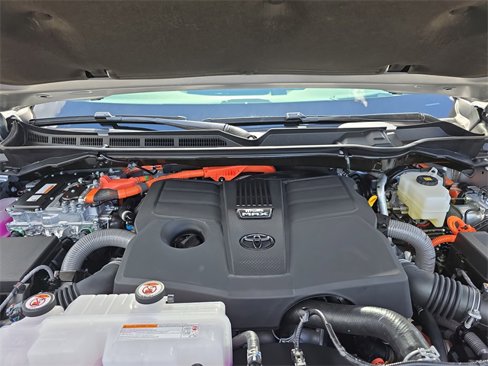 New 2025 Toyota Tundra Platinum image 30