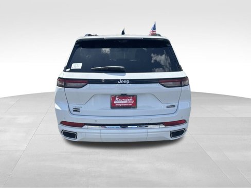 New 2025 Jeep Grand Cherokee Overland w/ Adv Protech Group III image 5