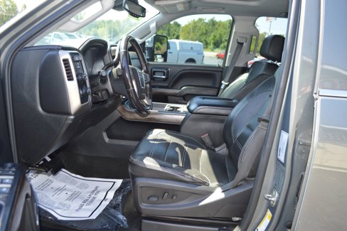 Used 2018 GMC Sierra 3500 Denali w/ Duramax Plus Package image 11