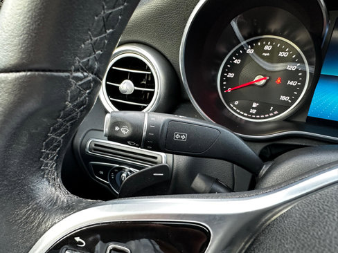 Used 2019 Mercedes-Benz C 300 Sedan image 34