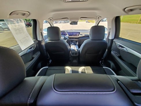 Used 2024 Buick Envision Sport Touring image 21