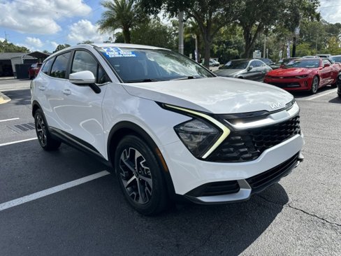 Used 2023 Kia Sportage EX image 9