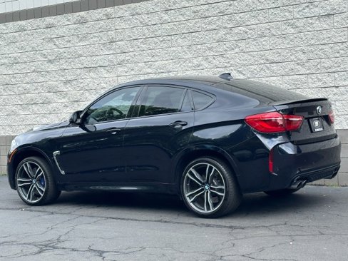 Used 2018 BMW X6 M image 17