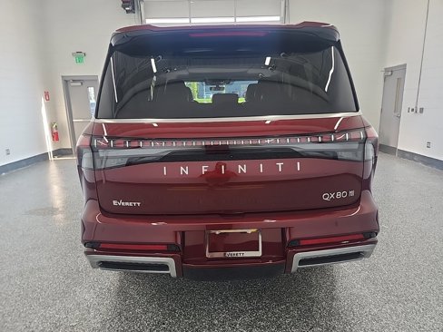 New 2026 INFINITI QX80 Luxe image 4