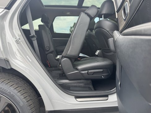 Used 2022 Kia Sorento SX Prestige image 32