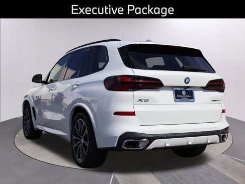 New 2026 BMW X5 xDrive50e w/ Executive Package image 7