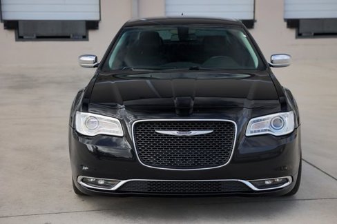 Used 2019 Chrysler 300 Limited image 21