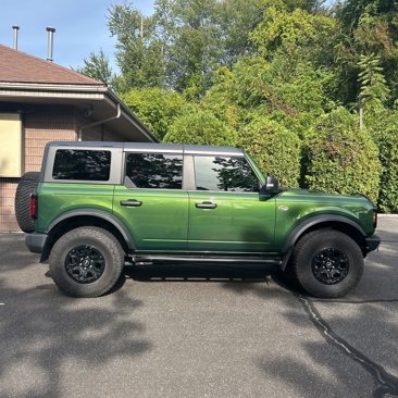 Used 2023 Ford Bronco Wildtrak image 8