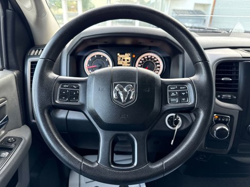 Used 2016 RAM 1500 Express image 14