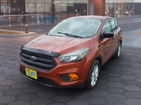 Used 2019 Ford Escape S image 2
