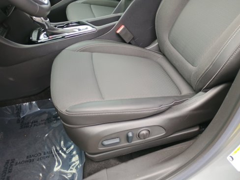 Used 2023 Buick Encore GX Select w/ Sport Touring Package image 12
