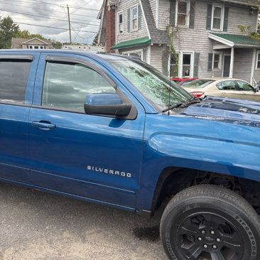 Used 2018 Chevrolet Silverado 1500 LT w/ All Star Edition image 11