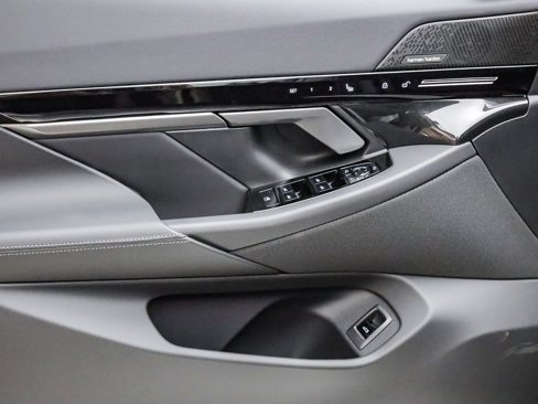 New 2026 BMW 530i w/ M Sport Package image 21