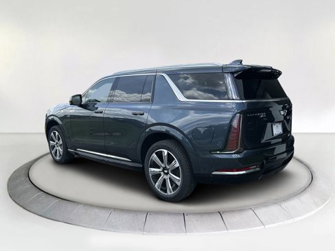 New 2026 Cadillac Escalade IQL Luxury image 3