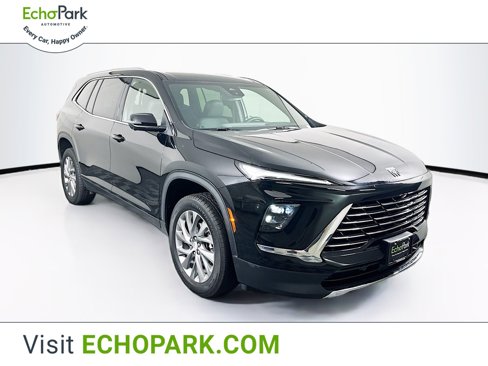 Used 2025 Buick Enclave Preferred image 1