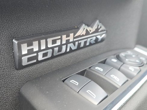 Used 2025 Chevrolet Silverado 1500 High Country w/ Technology Package image 26