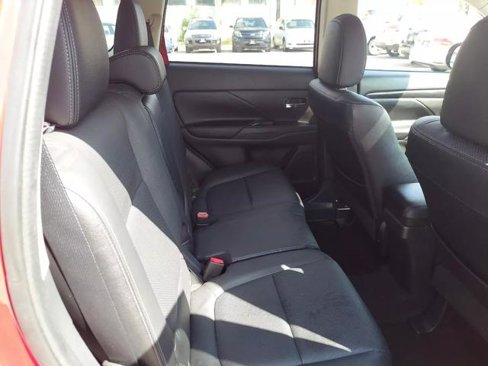 Used 2018 Mitsubishi Outlander GT image 24