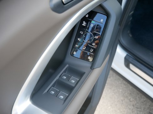 New 2025 Audi Q5 Premium Plus image 8