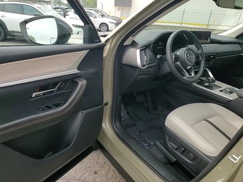 Certified 2025 MAZDA CX-70 Plug-In Hybrid w/ Premium Pkg image 14