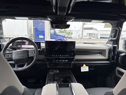 New 2026 GMC Hummer EV 4x4 Crew Cab image 27