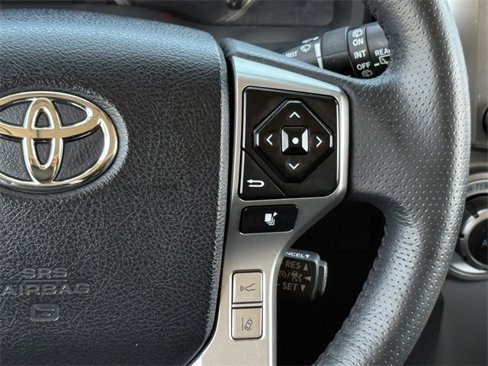 Used 2021 Toyota 4Runner Limited image 19
