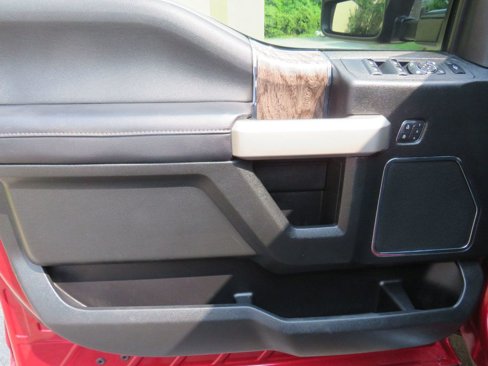Used 2019 Ford F250 Lariat w/ Lariat Value Package image 15