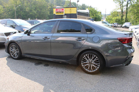 Used 2022 Kia Forte GT-Line w/ GT-Line Premium Package image 11
