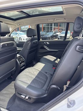 Used 2024 BMW X7 xDrive40i image 41