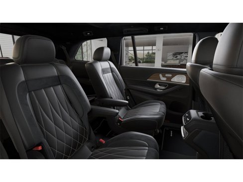 New 2026 Mercedes-Benz GLS 63 AMG 4MATIC image 5