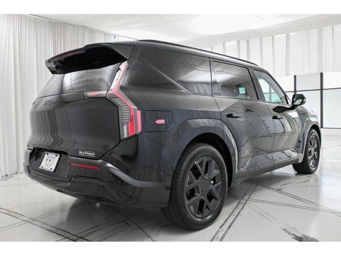 New 2026 Kia EV9 Land w/ Nightfall Edition Package image 7