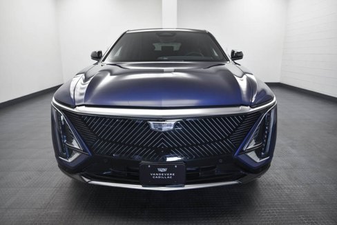 Used 2024 Cadillac Lyriq Luxury image 2