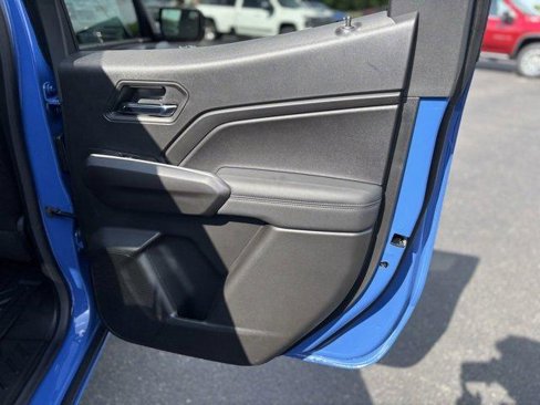New 2025 GMC Canyon Elevation image 17