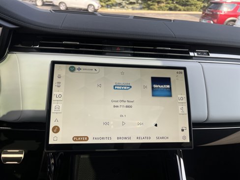 New 2025 Land Rover Range Rover Sport Dynamic SE image 18