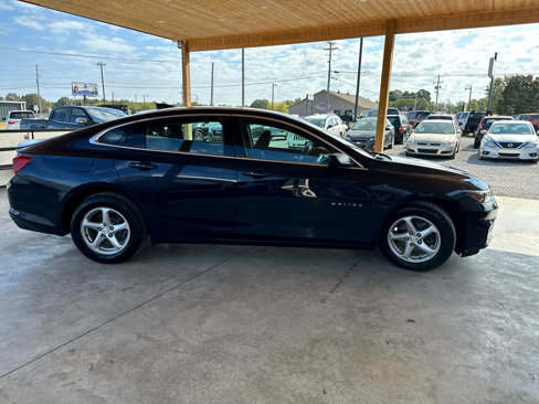Used 2017 Chevrolet Malibu LS image 18