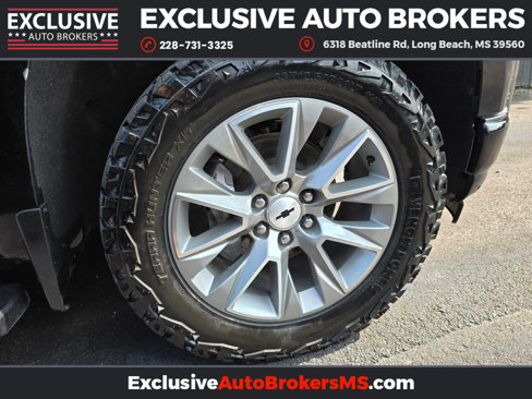 Used 2022 Chevrolet Silverado 1500 High Country w/ Technology Package image 15