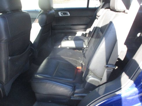 Used 2015 Ford Explorer Limited image 7