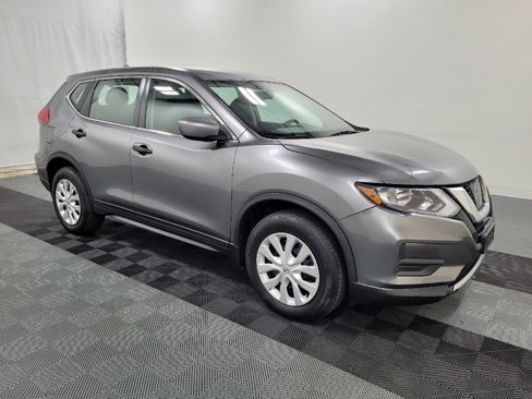 Used 2017 Nissan Rogue S image 11