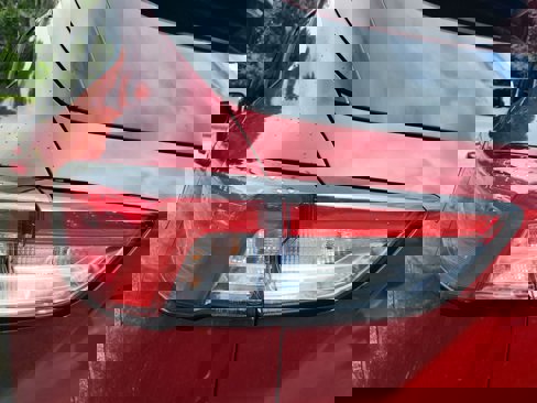 Used 2022 Ford Escape SEL image 29