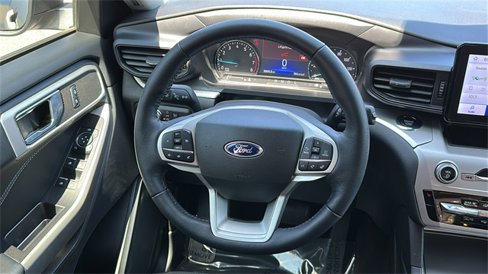 Certified 2022 Ford Explorer XLT image 24