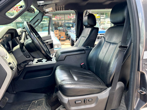 Used 2013 Ford F350 Lariat w/ Chrome Pkg image 6