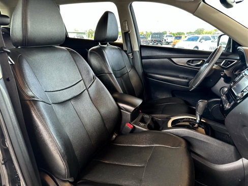 Used 2016 Nissan Rogue SL image 47
