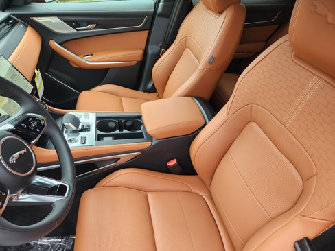 New 2026 Jaguar F-PACE R-Dynamic S image 15