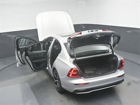 Used 2025 Volvo S60 B5 Plus w/ Protection Package Premier image 48