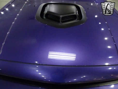 Used 2014 Dodge Challenger R/T image 10