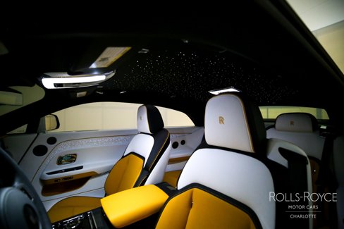 New 2025 Rolls-Royce Spectre Black Badge image 14