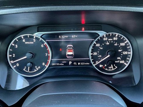 Certified 2025 Nissan Rogue SV image 24