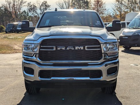 New 2024 RAM 2500 Tradesman w/ Chrome Appearance Group image 3